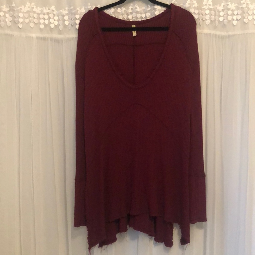 🌻🌻 Free People Long Waisted Red Shirt